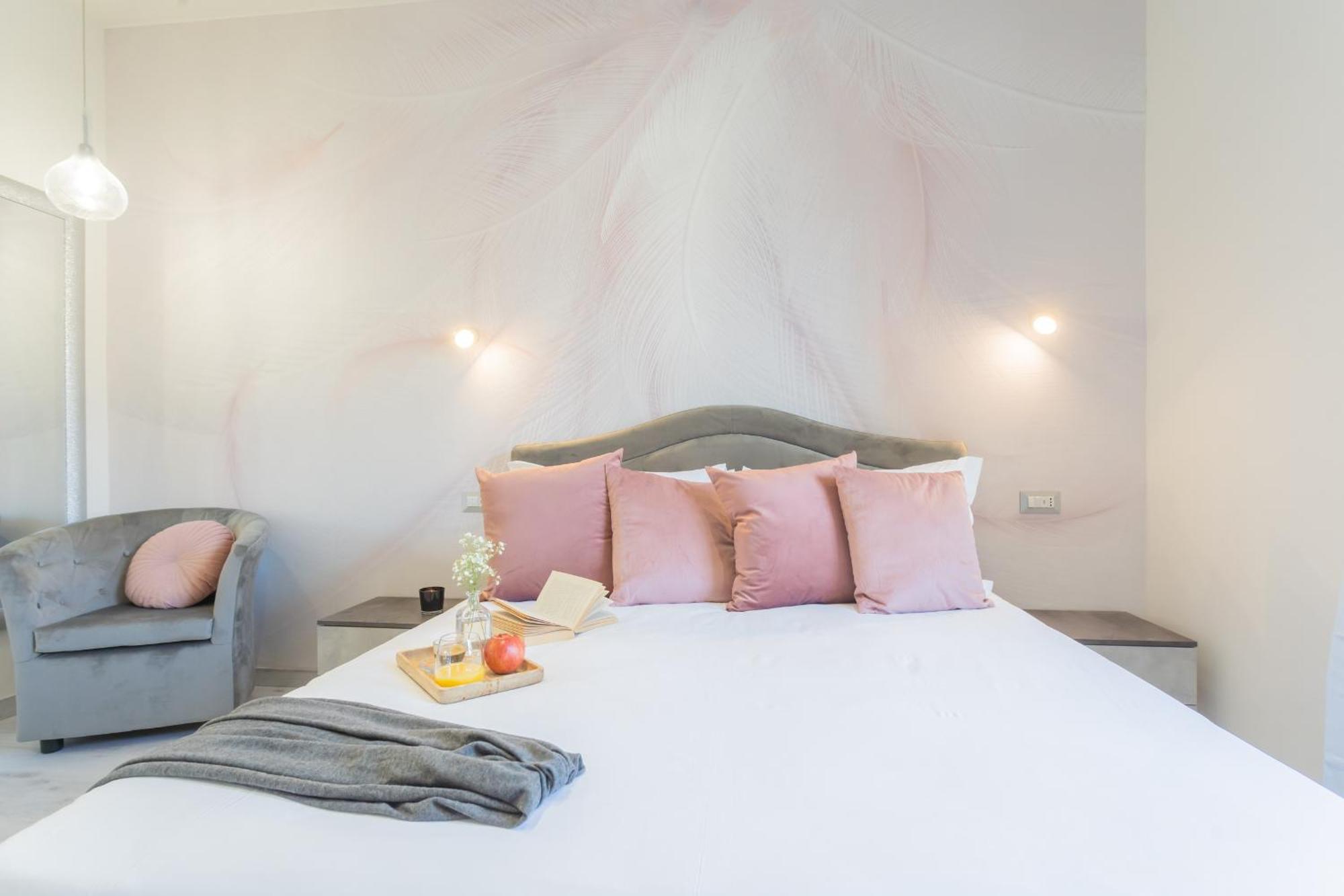 Cernobbio Dream Suites By Rent All Como Экстерьер фото